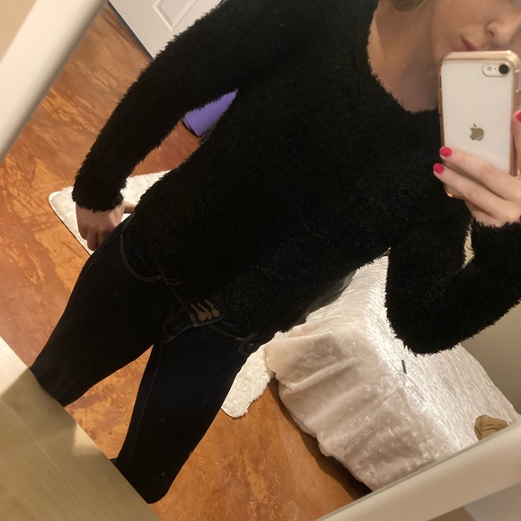 Fuzzy Black Top Divided Collection - Picture 2 of 2